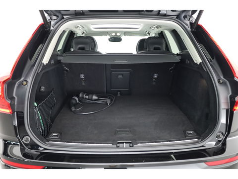 Volvo XC60 T6 Recharge Core | Pano | Pilot Assist | Camera | Stoel- Stuurverw. | Google info.