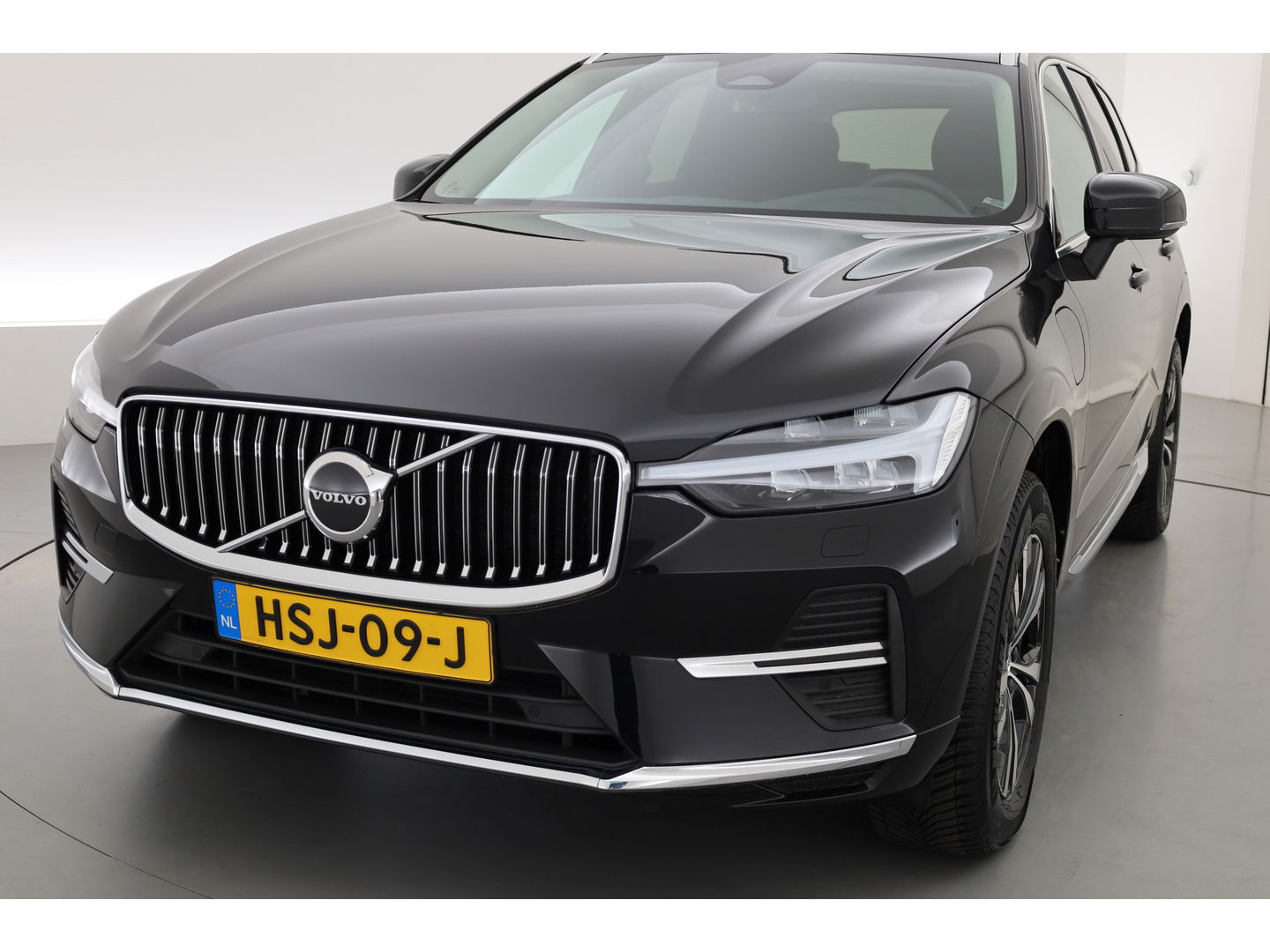 Volvo XC60 T6 Recharge Core | Pano | Pilot Assist | Camera | Stoel- Stuurverw. | Google info.