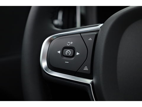 Volvo XC60 T6 Recharge Core | Pano | Pilot Assist | Camera | Stoel- Stuurverw. | Google info.