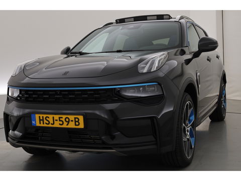 Lynk & Co 01 1.5 | Pano | 360cam | Zwarte hemel | Adapt. Cruise | Keyless | Infinity audio