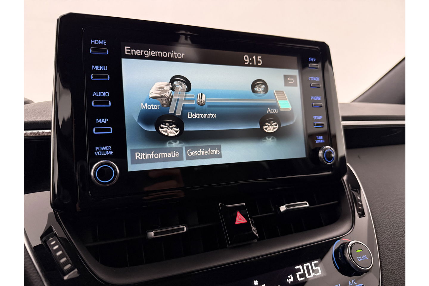 Toyota Corolla 1.8 Hybrid Business Plus 148PK Camera Clima Cruise LED Virtual Navigatie 17"LMV