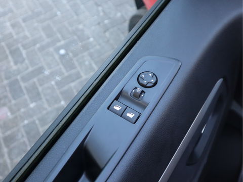 Citroën ë-Jumpy 75 kWh L2 Lang - 100% Elektrisch - Clima - Navi - Camera