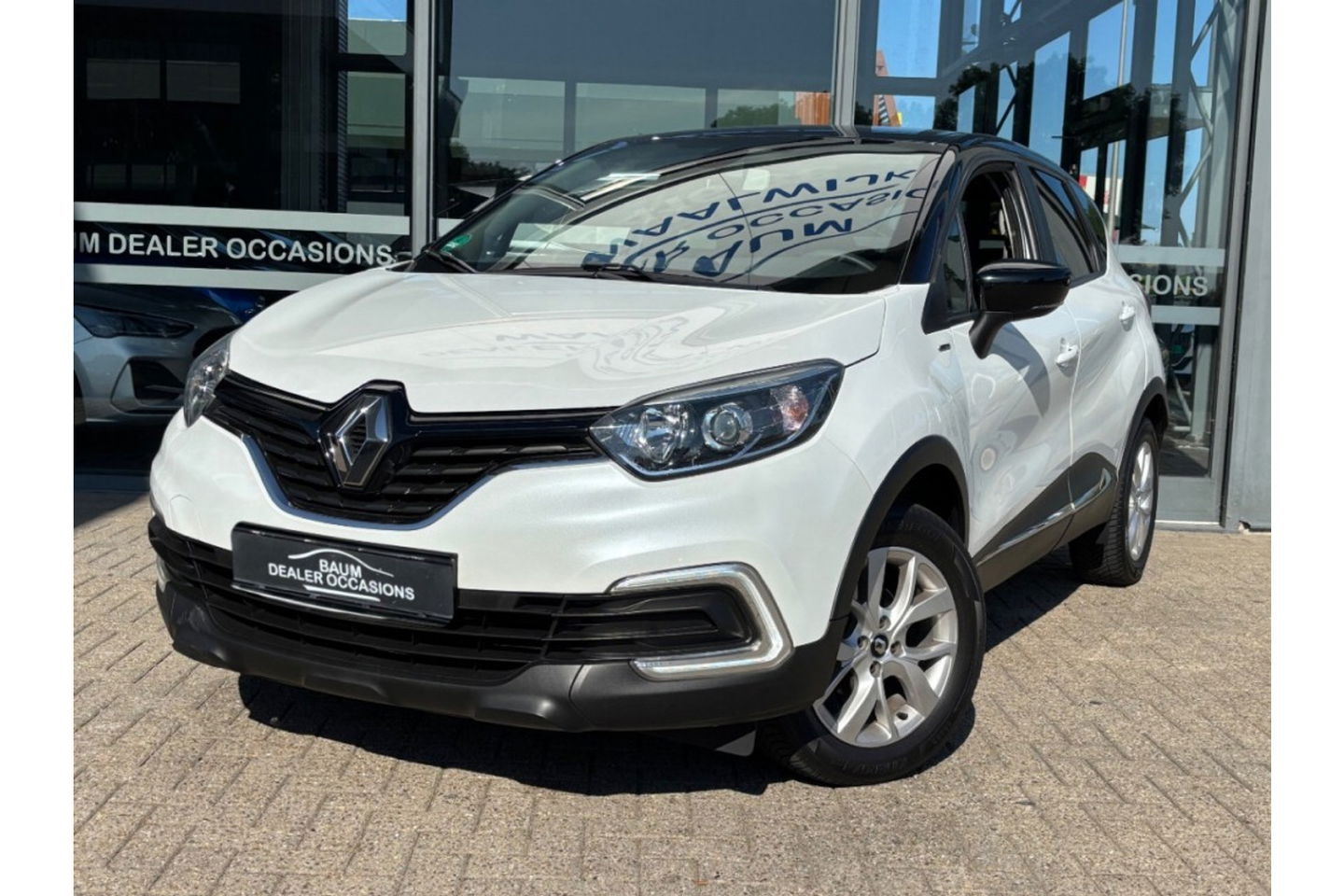 Renault Captur 0.9 TCE INTENS 90PK AIRCO NAVI PDC LMV