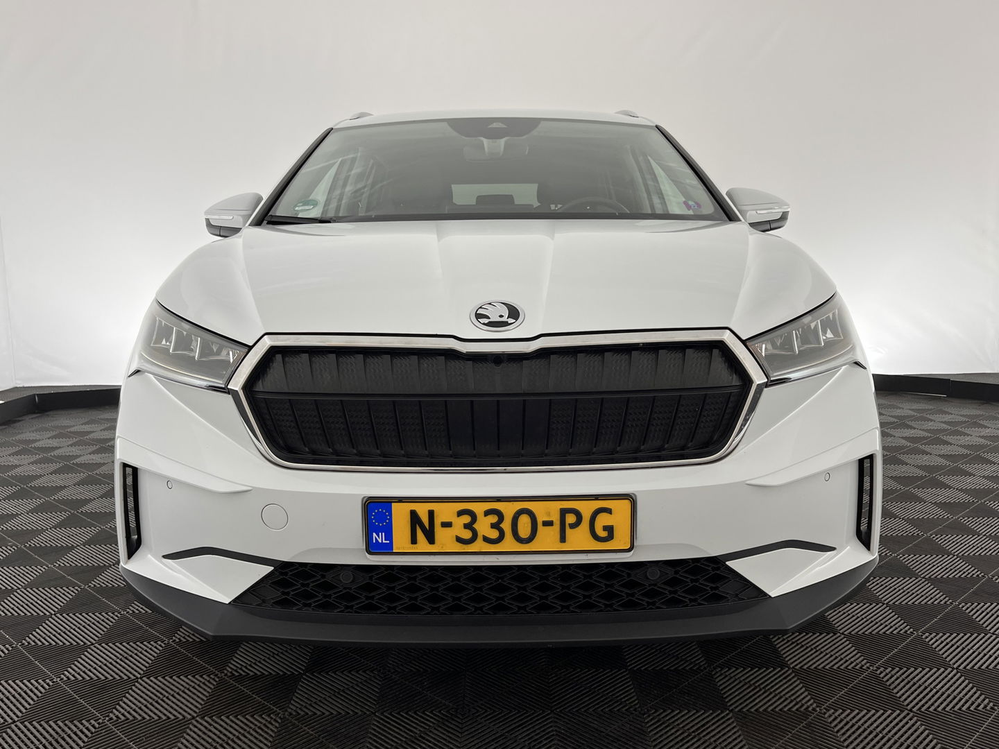 Škoda Enyaq iV 80 (INCL.BTW) *DIGI-COCKPIT | FULL-LED | 1/2LEATHER | BLINDSPOT | CAMERA | NAVI-FULLMAP | DAB+ | KEYLESS | 19''ALU*