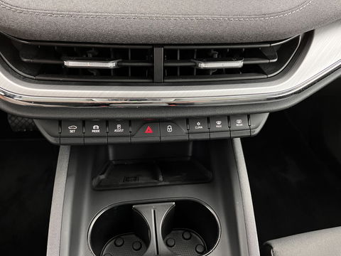 Škoda Enyaq iV 80 (INCL.BTW) *DIGI-COCKPIT | FULL-LED | 1/2LEATHER | BLINDSPOT | CAMERA | NAVI-FULLMAP | DAB+ | KEYLESS | 19''ALU*