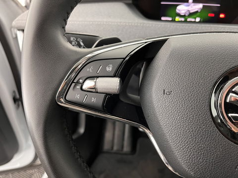 Škoda Enyaq iV 80 (INCL.BTW) *DIGI-COCKPIT | FULL-LED | 1/2LEATHER | BLINDSPOT | CAMERA | NAVI-FULLMAP | DAB+ | KEYLESS | 19''ALU*