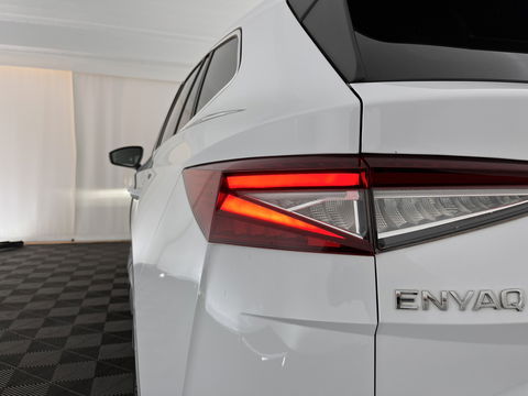 Škoda Enyaq iV 80 (INCL.BTW) *DIGI-COCKPIT | FULL-LED | 1/2LEATHER | BLINDSPOT | CAMERA | NAVI-FULLMAP | DAB+ | KEYLESS | 19''ALU*