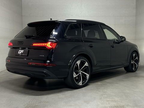 Audi Q7 55 TFSI e Quattro BlackEdition S-Line Pano B&O Lucht