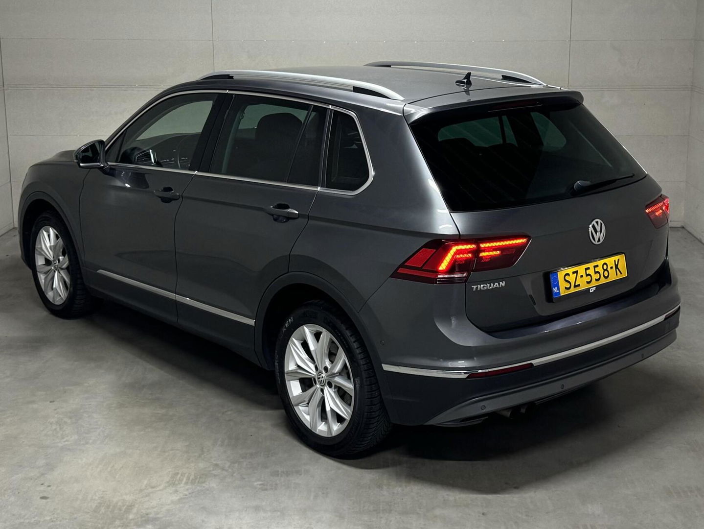 Volkswagen Tiguan 1.4 TSI ACT Highline Virtual HUD Trekh. NAP