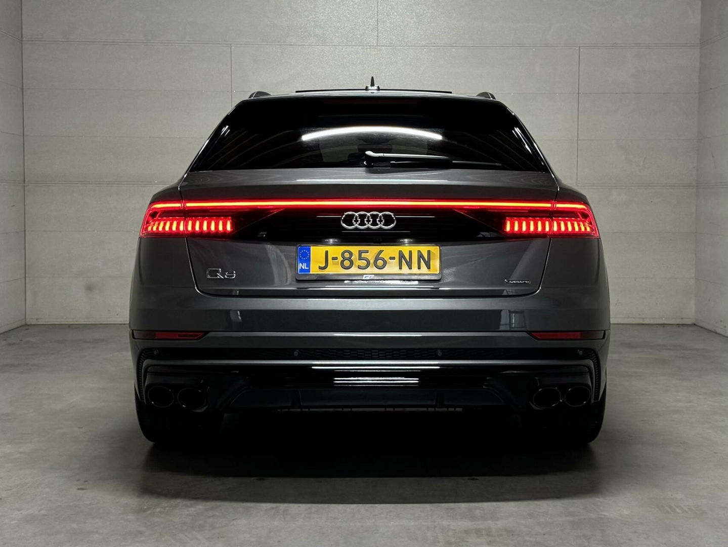 Audi Q8 55 TFSI Quattro S-Line Black Edition RS-Seats Pano