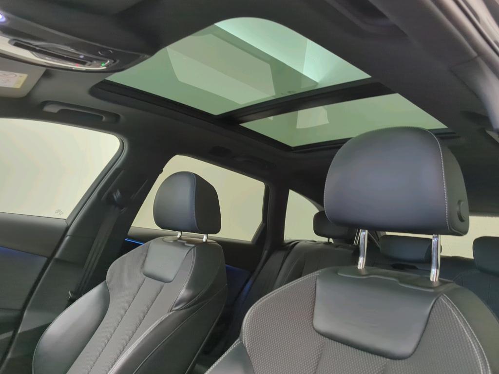Audi A4 Avant 35 TFSI S-Line Black Edition Pano Virtual Sfeer NAP
