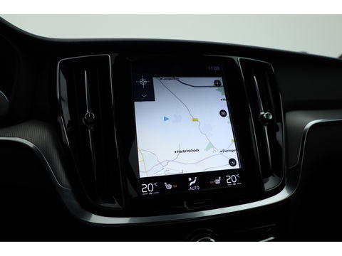 Volvo S60 2.0 T4 R-Design | Pilot Assist | ACC | Trekhaak | Camera | Blis | 19'' |