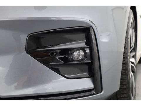 Volvo S60 2.0 T4 R-Design | Pilot Assist | ACC | Trekhaak | Camera | Blis | 19'' |