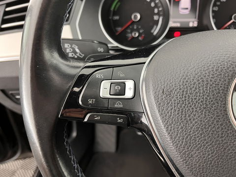 Volkswagen Passat Variant 1.4 TSI GTE Highline Aut. *PANO | 1/2LEATHER | FULL-LED | NAVI-FULLMAP | SPORT-SEATS | CARPLAY | CAMERA | DAB+ | ECC | PDC | 17''ALU | TOWBAR*
