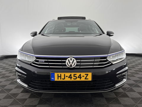 Volkswagen Passat Variant 1.4 TSI GTE Highline Aut. *PANO | 1/2LEATHER | FULL-LED | NAVI-FULLMAP | SPORT-SEATS | CARPLAY | CAMERA | DAB+ | ECC | PDC | 17''ALU | TOWBAR*
