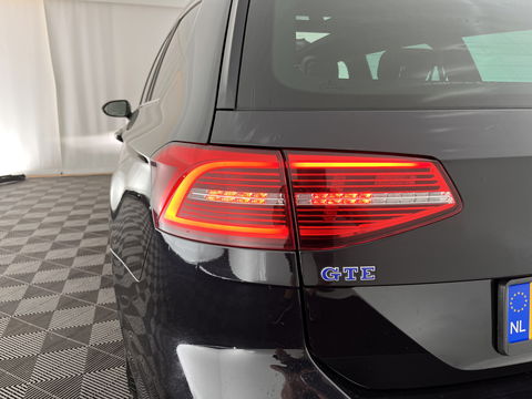 Volkswagen Passat Variant 1.4 TSI GTE Highline Aut. *PANO | 1/2LEATHER | FULL-LED | NAVI-FULLMAP | SPORT-SEATS | CARPLAY | CAMERA | DAB+ | ECC | PDC | 17''ALU | TOWBAR*