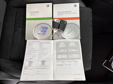 Volkswagen Passat Variant 1.4 TSI GTE Highline Aut. *PANO | 1/2LEATHER | FULL-LED | NAVI-FULLMAP | SPORT-SEATS | CARPLAY | CAMERA | DAB+ | ECC | PDC | 17''ALU | TOWBAR*