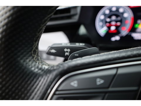 Audi A3 Sportback 45 TFSI e S edition Competition | S Line | Kuipstoelen | B&O | Keyless | Adapt. Cruise | Matrix | 18'' |