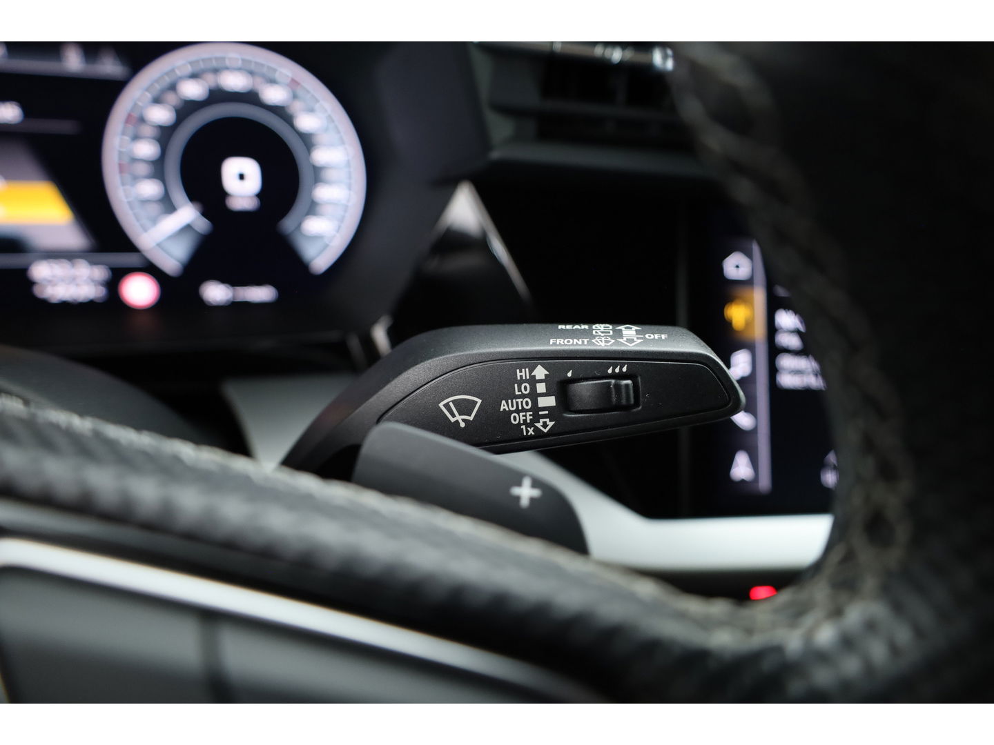 Audi A3 Sportback 45 TFSI e S edition Competition | S Line | Kuipstoelen | B&O | Keyless | Adapt. Cruise | Matrix | 18'' |