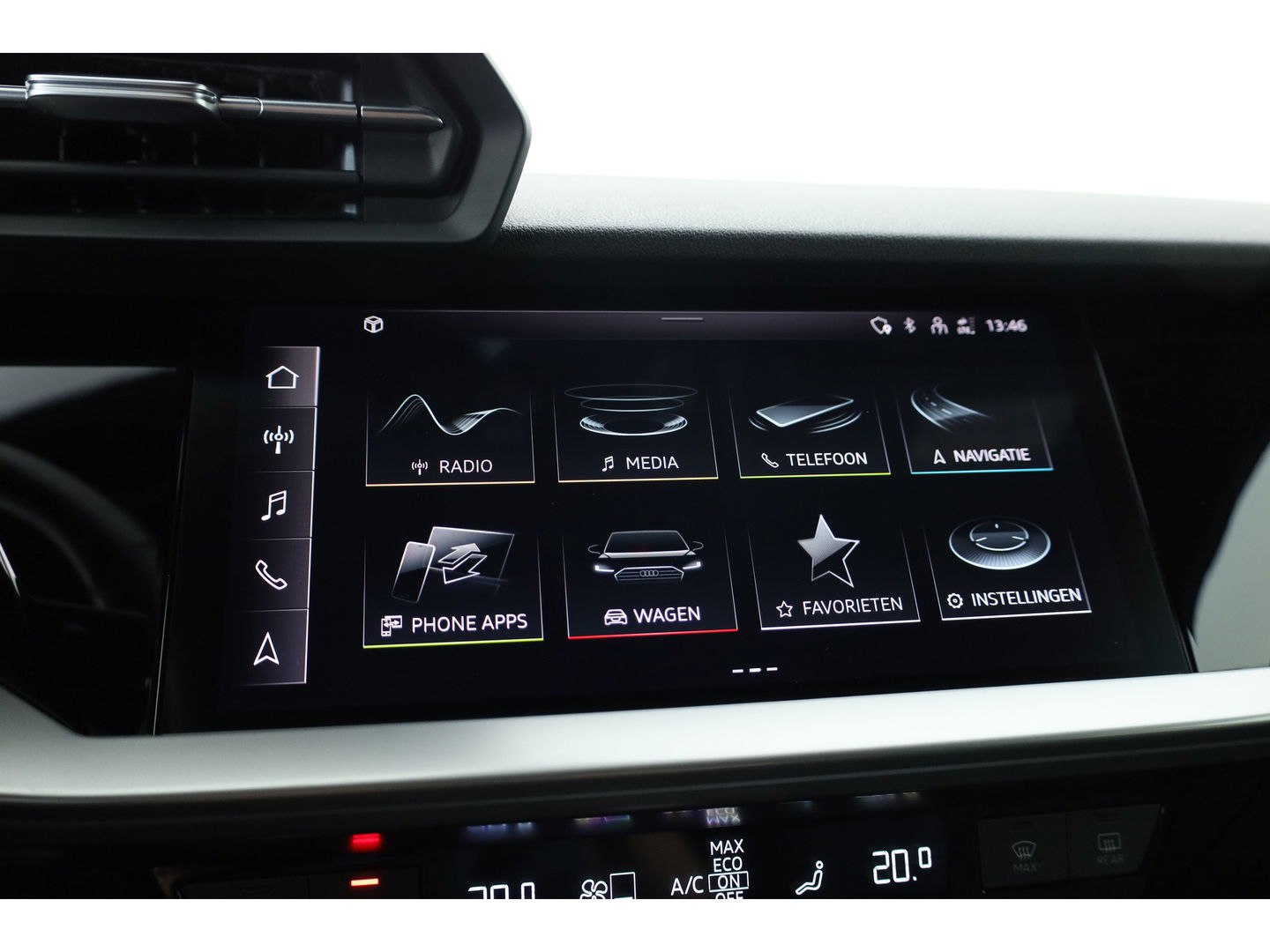 Audi A3 Sportback 45 TFSI e S edition Competition | S Line | Kuipstoelen | B&O | Keyless | Adapt. Cruise | Matrix | 18'' |