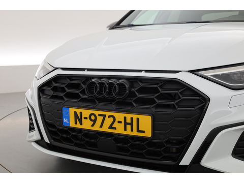 Audi A3 Sportback 45 TFSI e S edition Competition | S Line | Kuipstoelen | B&O | Keyless | Adapt. Cruise | Matrix | 18'' |