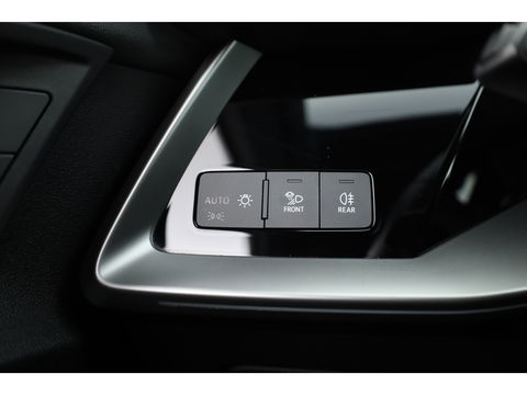 Audi A3 Sportback 45 TFSI e S edition Competition | S Line | Kuipstoelen | B&O | Keyless | Adapt. Cruise | Matrix | 18'' |
