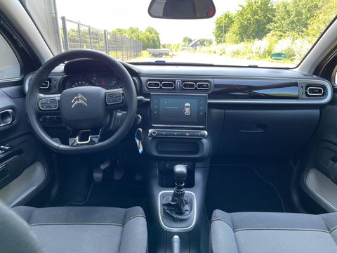 Citroën C3 1.2 PureTech Airco/Ecc Panoramadak Navigatie 17''LM Velgen