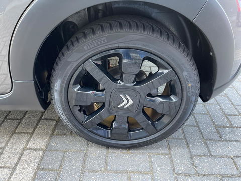 Citroën C3 1.2 PureTech Airco/Ecc Panoramadak Navigatie 17''LM Velgen