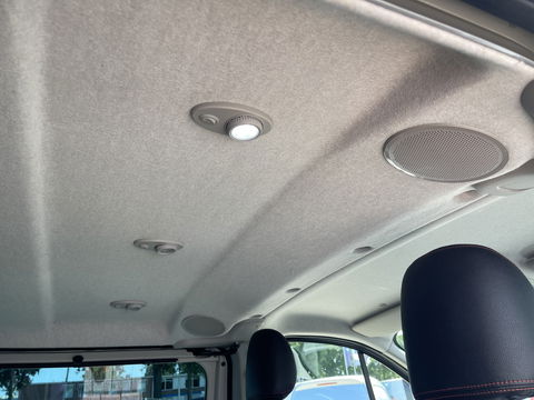 Opel Vivaro 1.6 CDTI L2H1 DC 5 persoons Irmscher GT Nr: 013 / 100 EcoFlex / vaste prijs rijklaar € 18.950 ex btw / lease vanaf € 319 / airco / cruise / navi / leer / camera / trekhaak / dubbele schuifdeur !