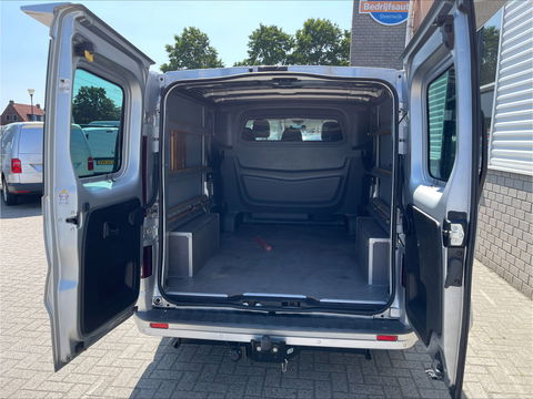 Opel Vivaro 1.6 CDTI L2H1 DC 5 persoons Irmscher GT Nr: 013 / 100 EcoFlex / vaste prijs rijklaar € 18.950 ex btw / lease vanaf € 319 / airco / cruise / navi / leer / camera / trekhaak / dubbele schuifdeur !