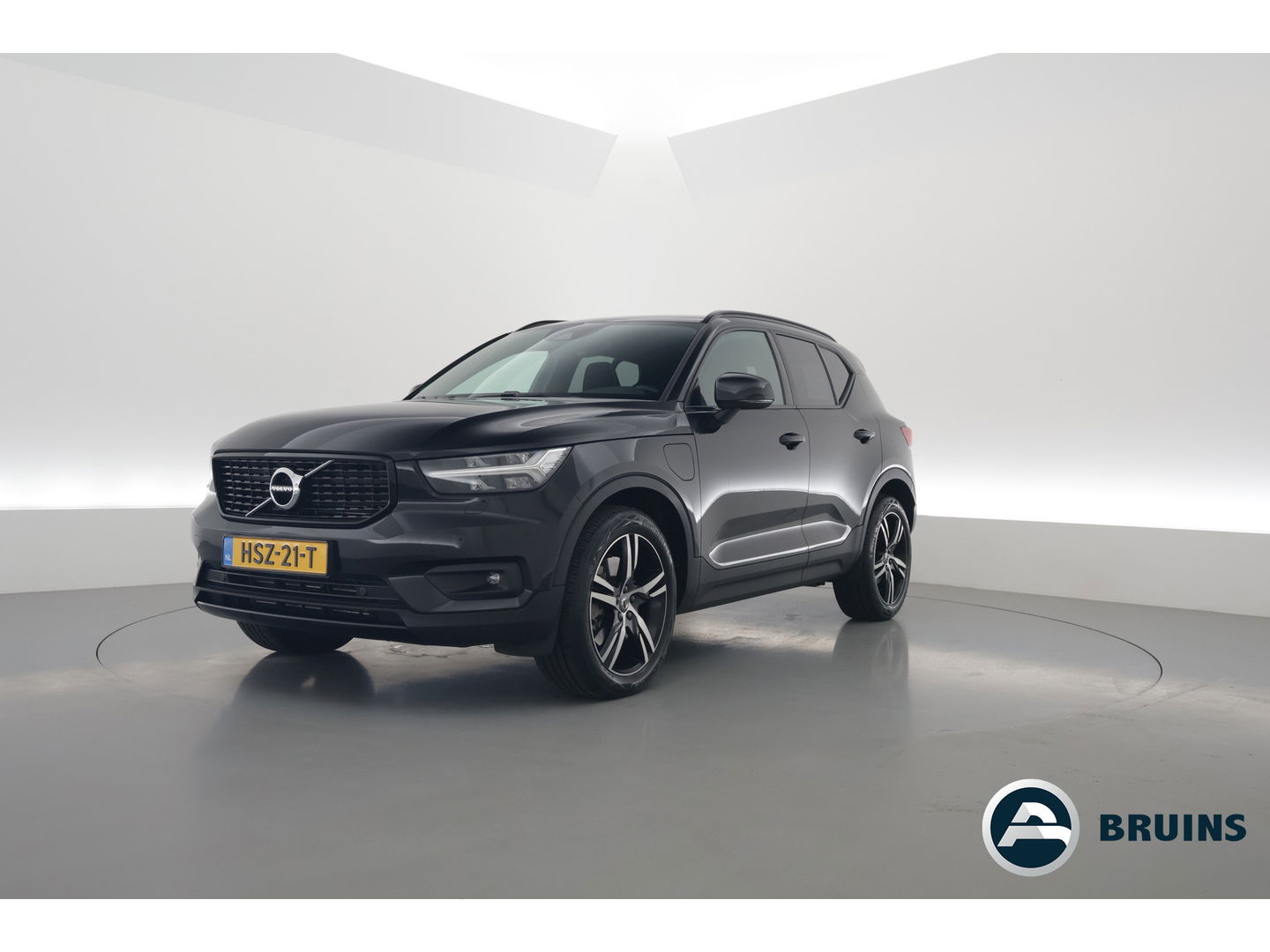 Volvo XC40 1.5 T5 Recharge R-Design | Pilot Assist. | ACC | Blis | H&K Audio | Elek. stoel. | Stoel + stuurverw. |