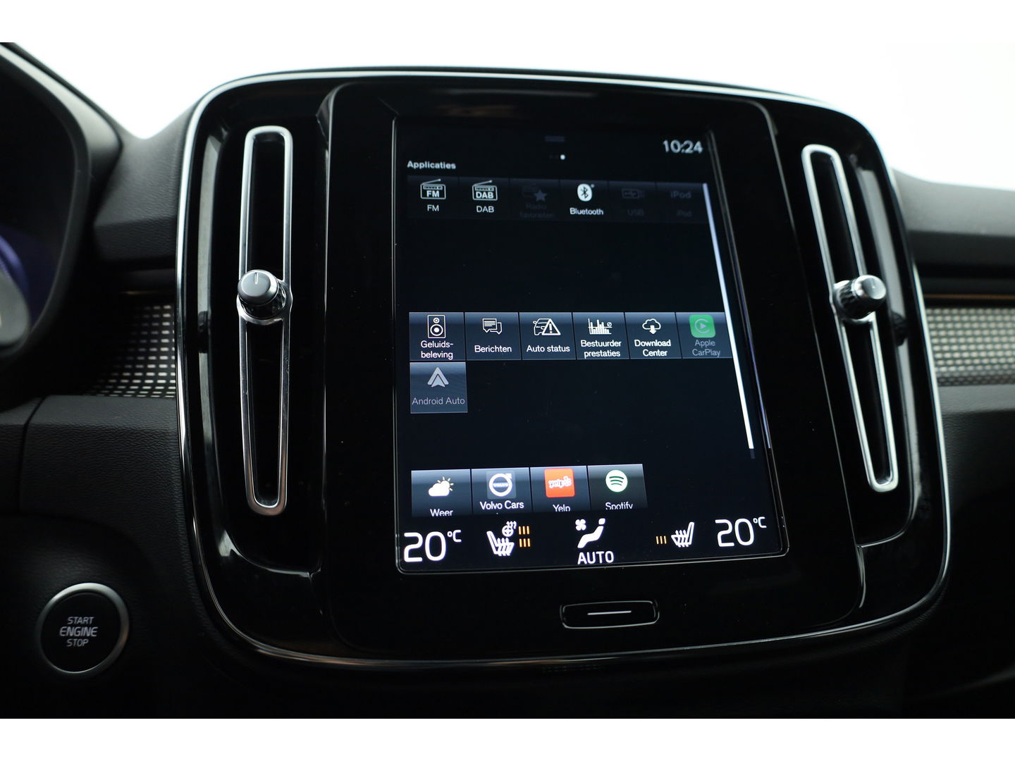 Volvo XC40 1.5 T5 Recharge R-Design | Pilot Assist. | ACC | Blis | H&K Audio | Elek. stoel. | Stoel + stuurverw. |