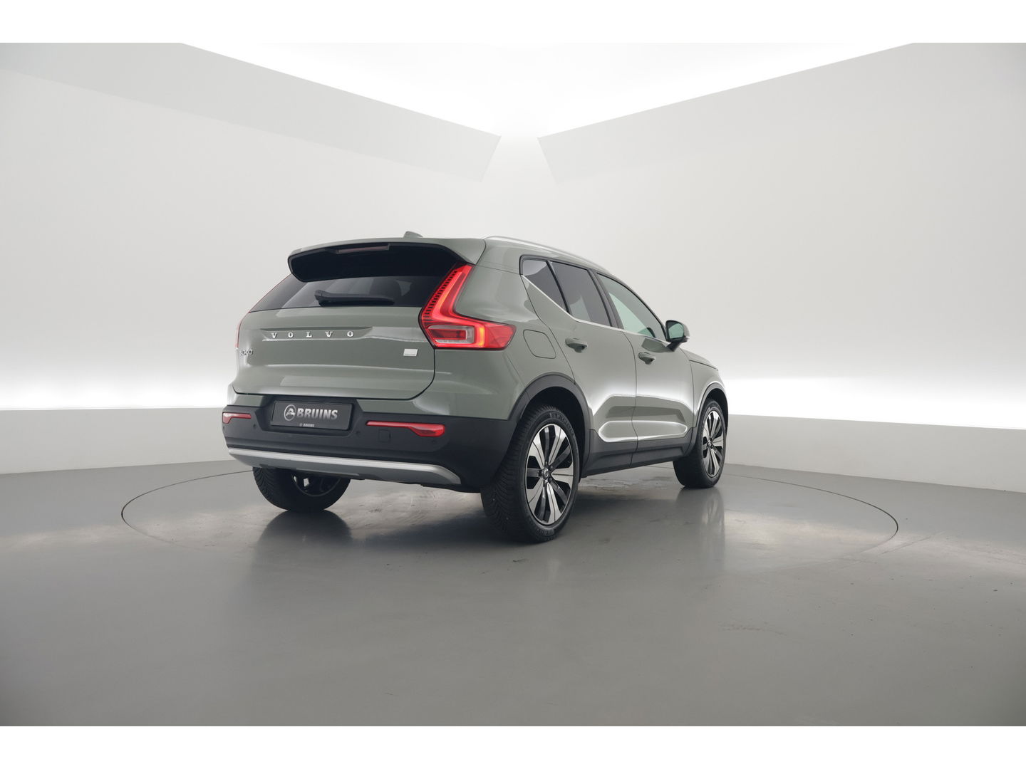 Volvo XC40 T4 Recharge Core Bright | Facelift | | Pilost Assist | Camera | Stoel + stuurverw. |