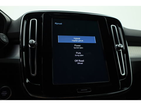 Volvo XC40 T4 Recharge Core Bright | Facelift | | Pilost Assist | Camera | Stoel + stuurverw. |