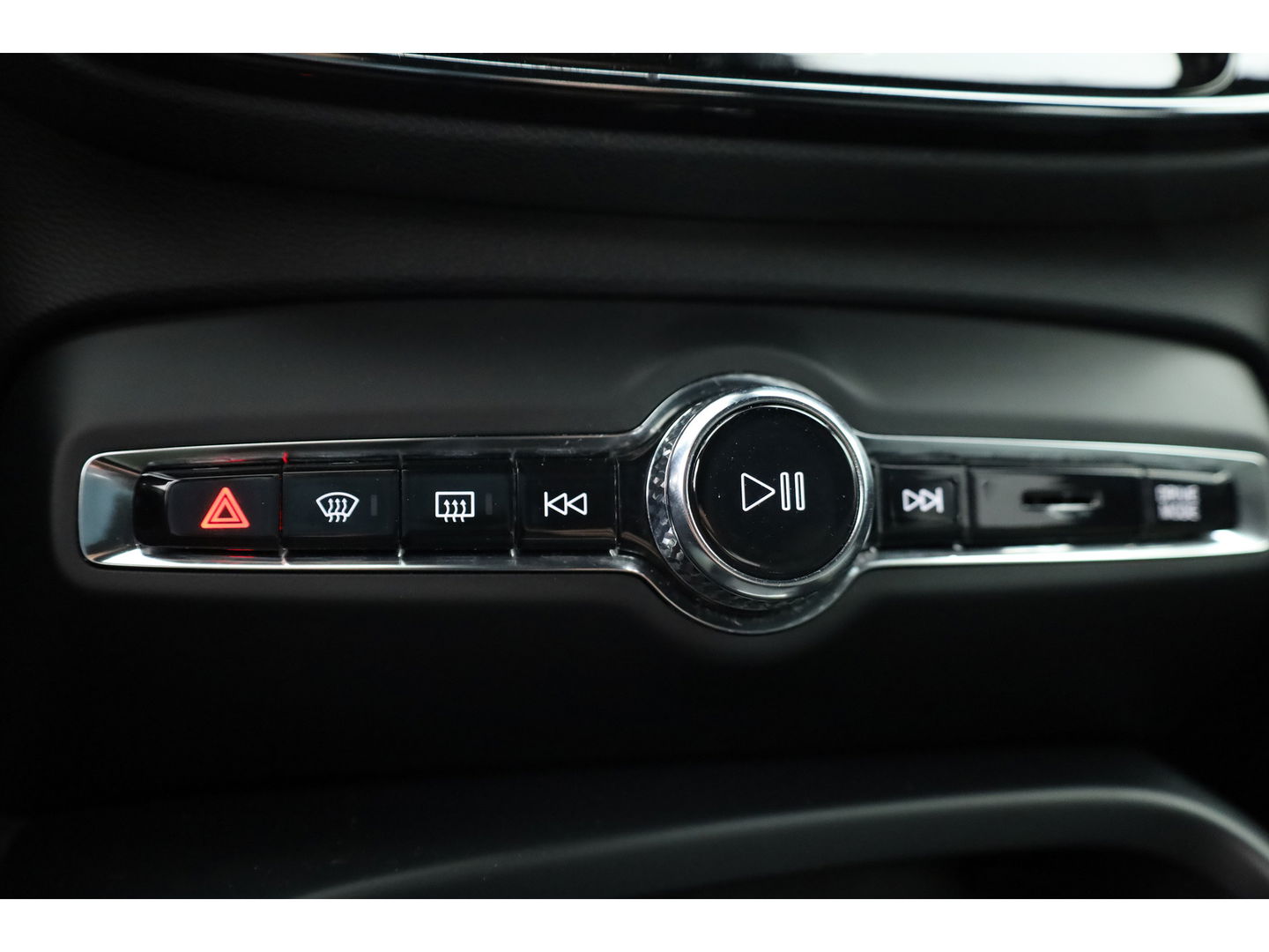 Volvo XC40 T4 Recharge Core Bright | Facelift | | Pilost Assist | Camera | Stoel + stuurverw. |