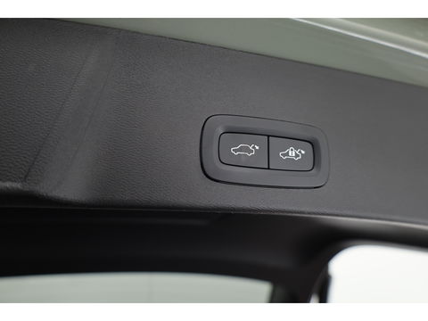 Volvo XC40 T4 Recharge Core Bright | Facelift | | Pilost Assist | Camera | Stoel + stuurverw. |