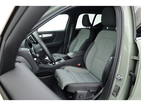 Volvo XC40 T4 Recharge Core Bright | Facelift | | Pilost Assist | Camera | Stoel + stuurverw. |