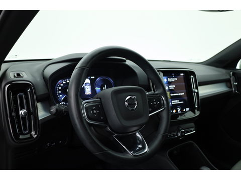 Volvo XC40 T4 Recharge Core Bright | Facelift | | Pilost Assist | Camera | Stoel + stuurverw. |