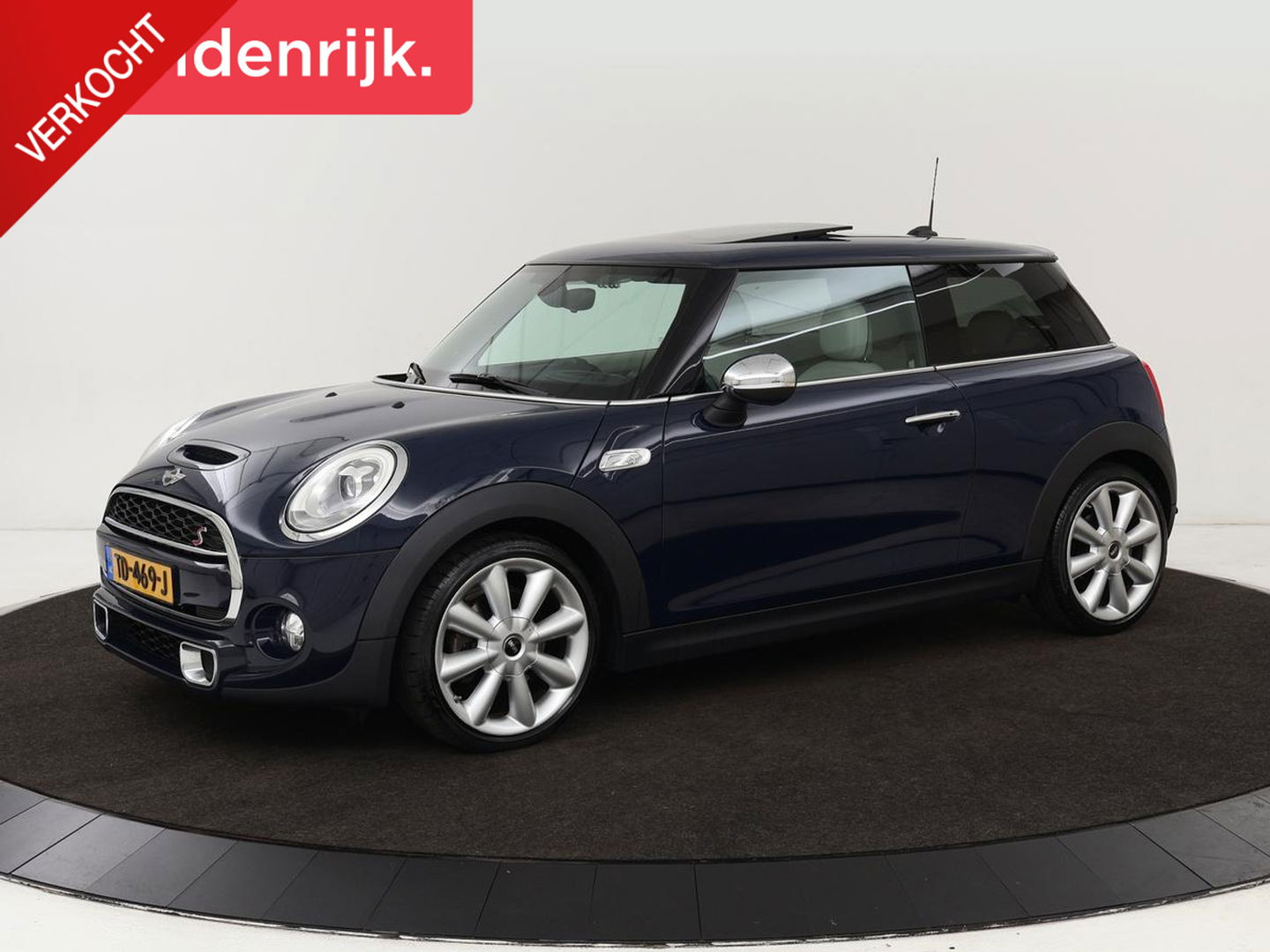 MINI Cooper S 2.0 Chili Serious Business | Panoramadak | Leder | Head-Up | Navigatie | Full LED | Harman/Kardon | Climate control | Keyless | Parkeerhulp | Cruise control