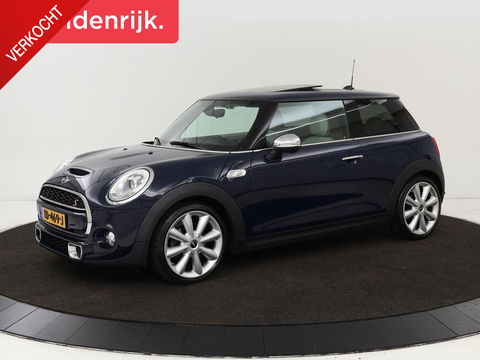 MINI Cooper S 2.0 Chili Serious Business | Panoramadak | Leder | Head-Up | Navigatie | Full LED | Harman/Kardon | Climate control | Keyless | Parkeerhulp | Cruise control