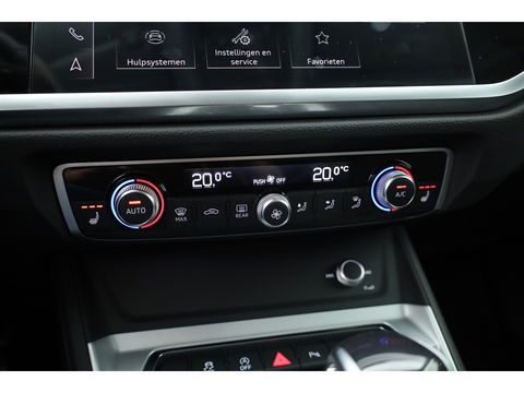 Audi Q3 35 TFSI Advanced Edition | S line | Navi | Adapt. Cruise | Camera | Stoelverw. |