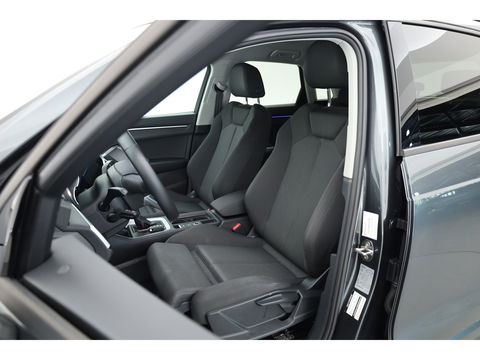 Audi Q3 35 TFSI Advanced Edition | S line | Navi | Adapt. Cruise | Camera | Stoelverw. |