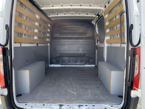 Mercedes-Benz Sprinter 211 1.9 CDI L1H1 FWD / vaste prijs rijklaar € 21.950 ex btw / lease vanaf € 358 / airco / cruise control / trekhaak / euro 6 diesel / bpm vrij / bijrijdersbank !