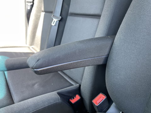 Mercedes-Benz Sprinter 211 1.9 CDI L1H1 FWD / vaste prijs rijklaar € 21.950 ex btw / lease vanaf € 358 / airco / cruise control / trekhaak / euro 6 diesel / bpm vrij / bijrijdersbank !