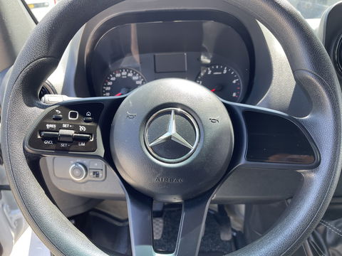 Mercedes-Benz Sprinter 211 1.9 CDI L1H1 FWD / vaste prijs rijklaar € 21.950 ex btw / lease vanaf € 358 / airco / cruise control / trekhaak / euro 6 diesel / bpm vrij / bijrijdersbank !