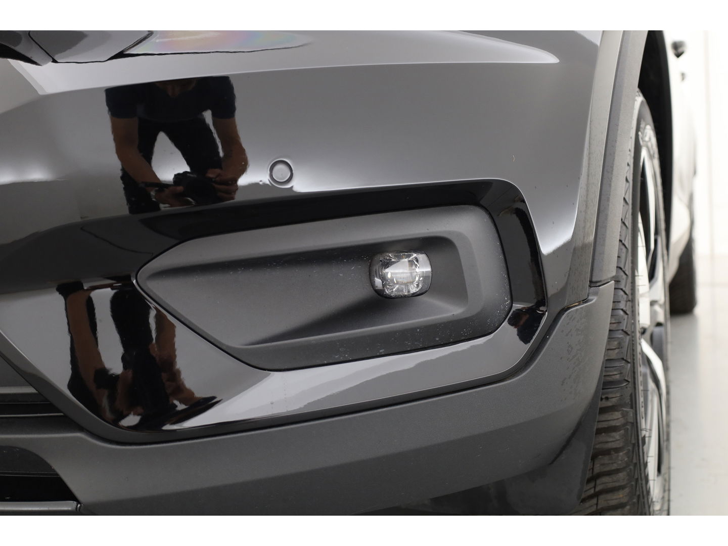 Volvo XC40 T5 Recharge R-Design | Pilot Assist | ACC | Blis | H&K Audio | Elek. stoelen | Stoel + stuurverw. |