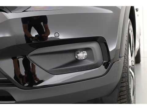 Volvo XC40 T5 Recharge R-Design | Pilot Assist | ACC | Blis | H&K Audio | Elek. stoelen | Stoel + stuurverw. |