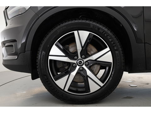 Volvo XC40 T5 Recharge R-Design | Pilot Assist | ACC | Blis | H&K Audio | Elek. stoelen | Stoel + stuurverw. |