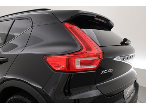 Volvo XC40 T5 Recharge R-Design | Pilot Assist | ACC | Blis | H&K Audio | Elek. stoelen | Stoel + stuurverw. |