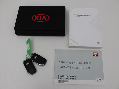 Kia Ceed 1.6 GDI PHEV DynamicPlusLine | Panoramadak | Cruise control | Climate control | Carplay | Elektrische achterklep | Dealer onderhouden